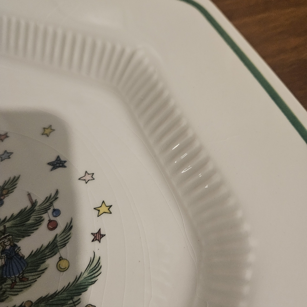 Nikko Japan Christmastime Two-Tier Octagon Serving Tray In Original Box - Picture 3 of 7